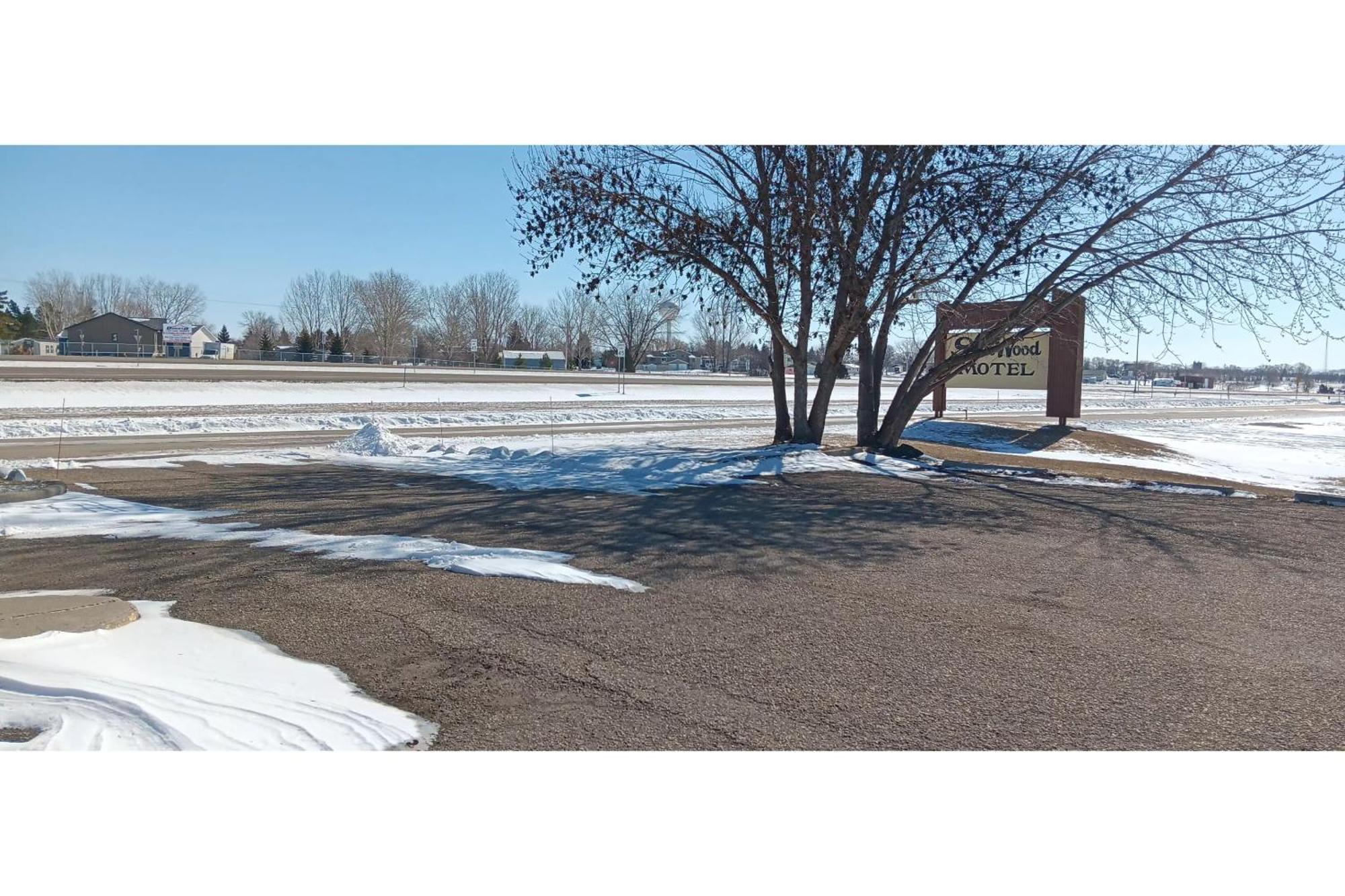 Scotwood Motel By Oyo Washburn Nd Exterior foto