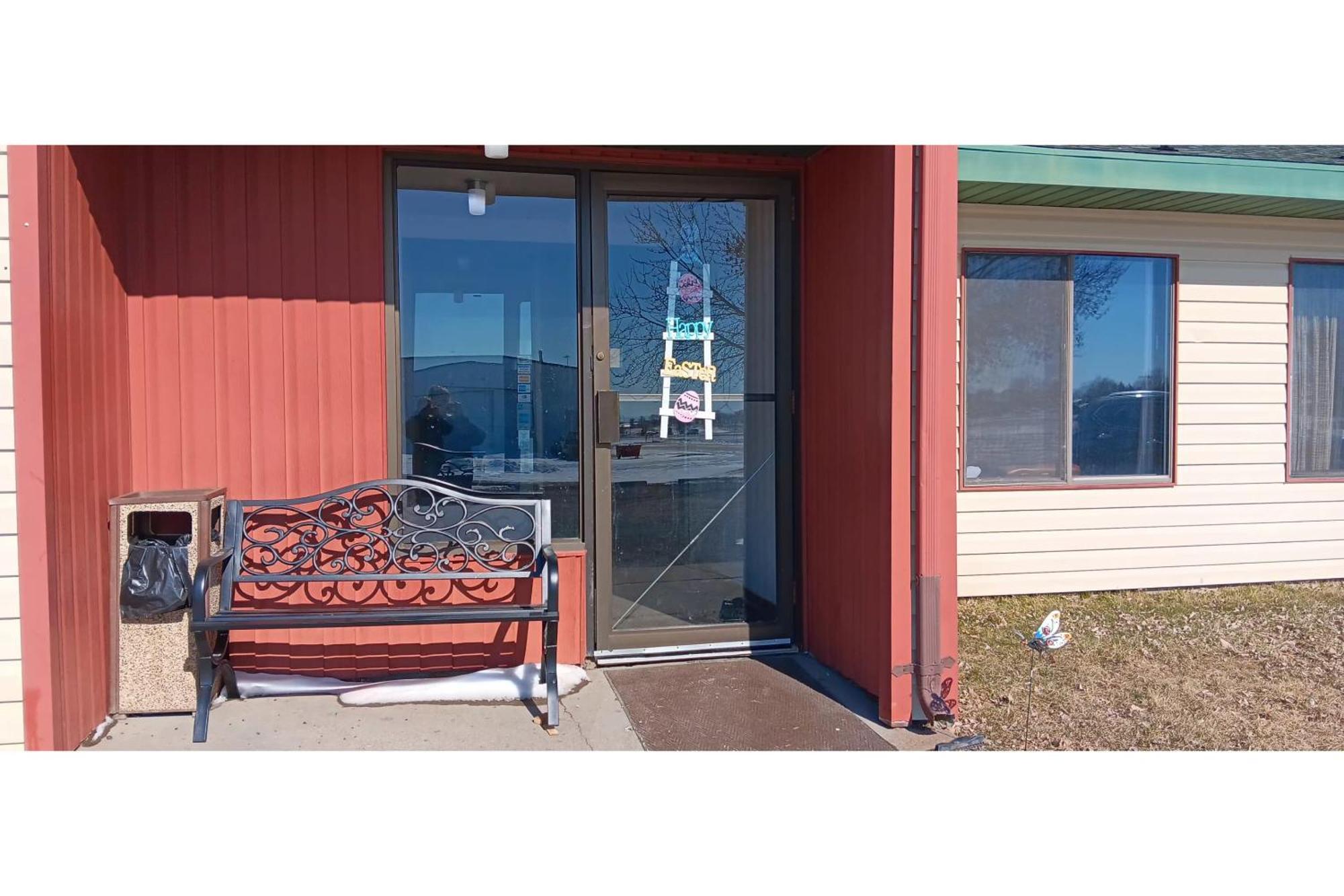 Scotwood Motel By Oyo Washburn Nd Exterior foto